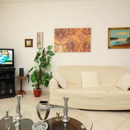 Sofia House * Vlorë